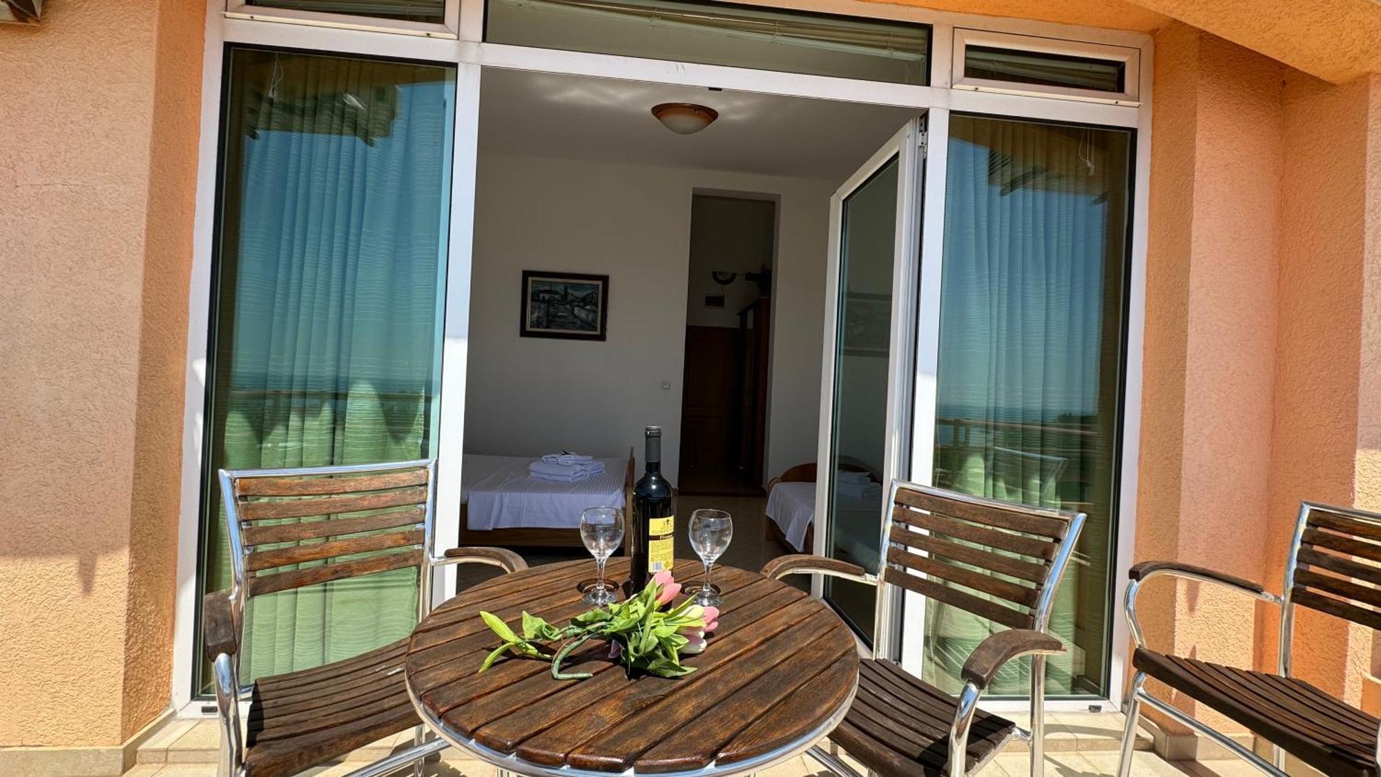 אולסינץ' Sea La Vie Apartments מראה חיצוני תמונה